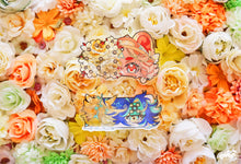 Load image into Gallery viewer, Flowerly
