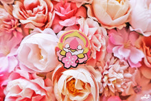 Load image into Gallery viewer, Sakura
