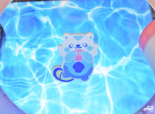 Cargar imagen en el visor de la galería, Leisurely Otter
